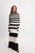 NA-KD Trend Finstrikket maxikjole med striper - Stripe