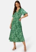 Bubbleroom Occasion Yvie Dress Green / Patterned 42