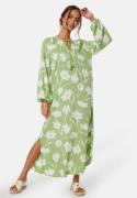Happy Holly V-neck Raglan Viscose Dress Green/Patterned 32/34