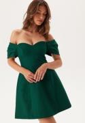 FOREVER NEW Sylvia Off Shoulder Mini Emerald Green 38