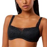 Triumph BH Body Make-Up Illusion Lace Balconette Svart B 85 Dame