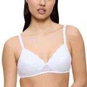 Triumph BH Amourette Non Wired Padded Bra Hvit A 70 Dame