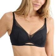 Triumph BH Breathe and Lift Smart PU Svart Fit Smart 2 Dame