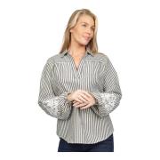 Stripete bluse med puff-ermer og broderte detaljer
