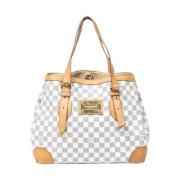 Pre-owned Hvitt stoff Louis Vuitton Hampstead