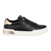 Dame Mote Sneakers