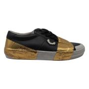 Svarte og Gull Lave Sneakers
