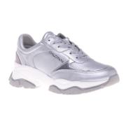 Sneaker in silver nappa leather