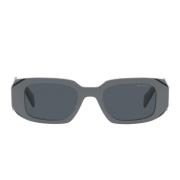 Rektangulære solbriller med grå ramme og svarte kanter