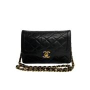 Pre-owned Svart skinn Chanel skulderveske