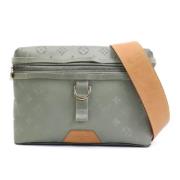 Pre-owned Gratt lerret Louis Vuitton Messenger