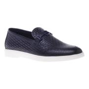 Loafer in dark blue with woven print