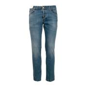 Stilige Jeans for Venner