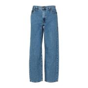 Løstsittende jeans med middels høy midje og rette ben