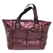 Pre-owned Nylon handbags