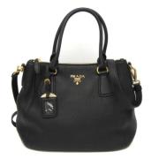 Pre-owned Leather handbags