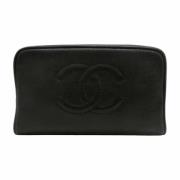 Pre-owned Leather clutches