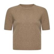 Beige Sweaters for Stilig Look