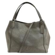 Pre-owned Leather handbags