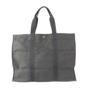 Pre-owned Fabric shoulder-bags