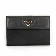 Pre-owned Nylon wallets