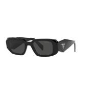 Firkantede solbriller i svart med grå linser