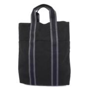 Pre-owned Fabric totes