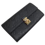 Pre-owned Leather wallets