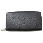 Pre-owned Fabric wallets