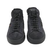 Hev din avslappede stil med Nubuck Sneakers