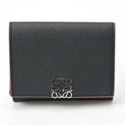 Pre-owned Leather wallets