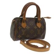 Pre-owned Canvas handbags