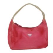 Pre-owned Nylon handbags