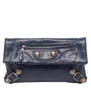 Pre-owned Leather clutches