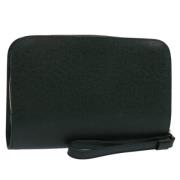 Pre-owned Leather clutches