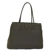 Pre-owned Nylon handbags