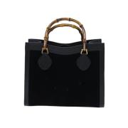 Pre-owned Suede handbags