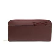 Pre-owned Leather wallets