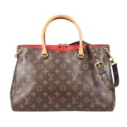 Pre-owned Leather louis-vuitton-bags