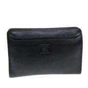 Pre-owned Leather clutches