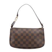 Pre-owned Leather handbags