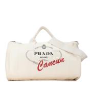 Pre-owned Canvas travel-bags