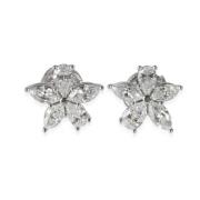 Pre-owned Platinum earrings