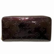 Pre-owned Leather wallets