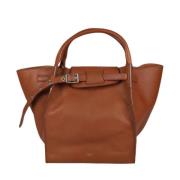 Pre-owned Leather handbags