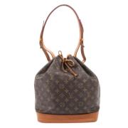 Pre-owned Leather handbags