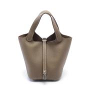 Pre-owned Leather handbags