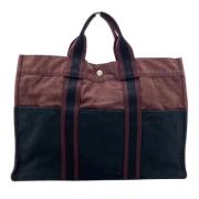 Pre-owned Canvas handbags