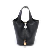 Pre-owned Leather handbags