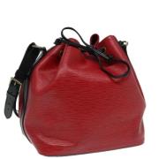 Pre-owned Leather shoulder-bags